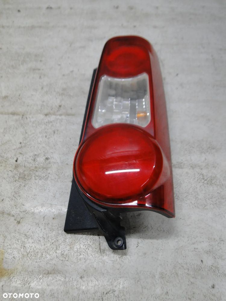PARTNER BERLINGO III 3 LAMPA PRAWA TYŁ TYLNA 08-18r EUROPA - 1