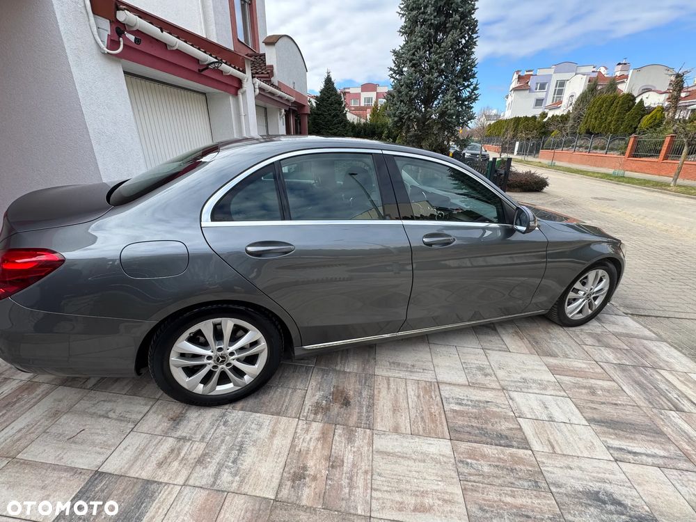 Mercedes-Benz Klasa C 300 d 9G-TRONIC Avantgarde - 7