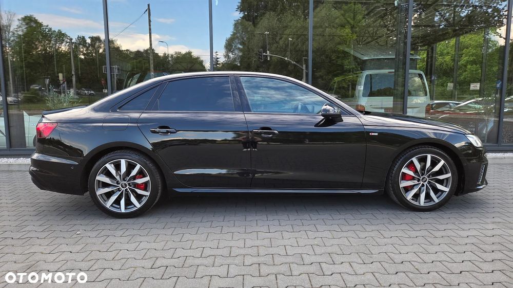 Audi A4 Limousine - 39