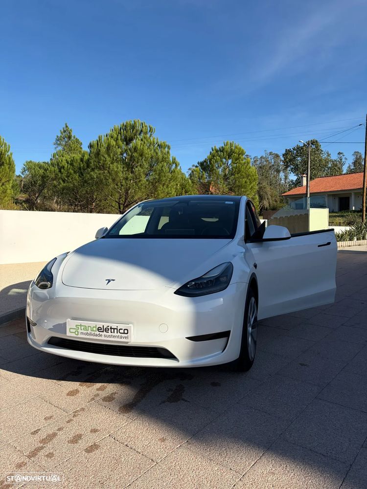 Tesla Model Y Standard - 2