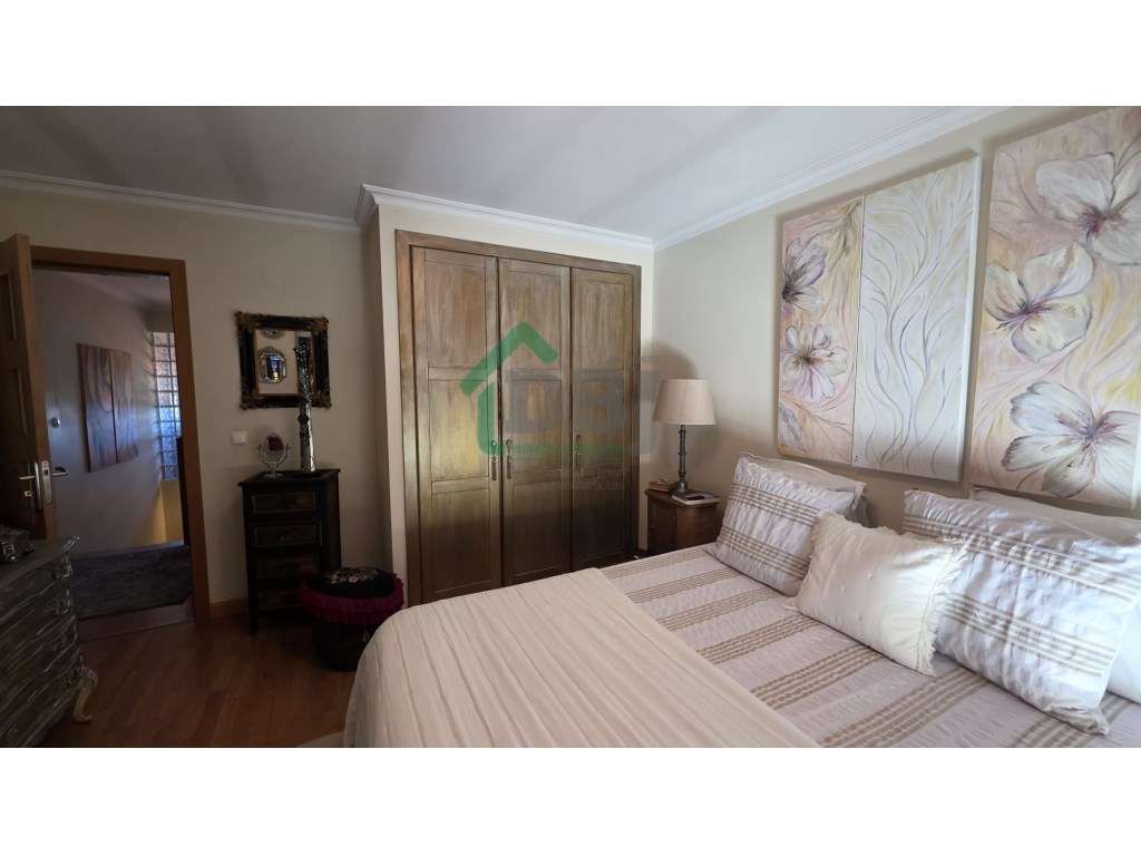 Excelente Duplex p/ Venda - Covilhã - Grande imagem: 5/9