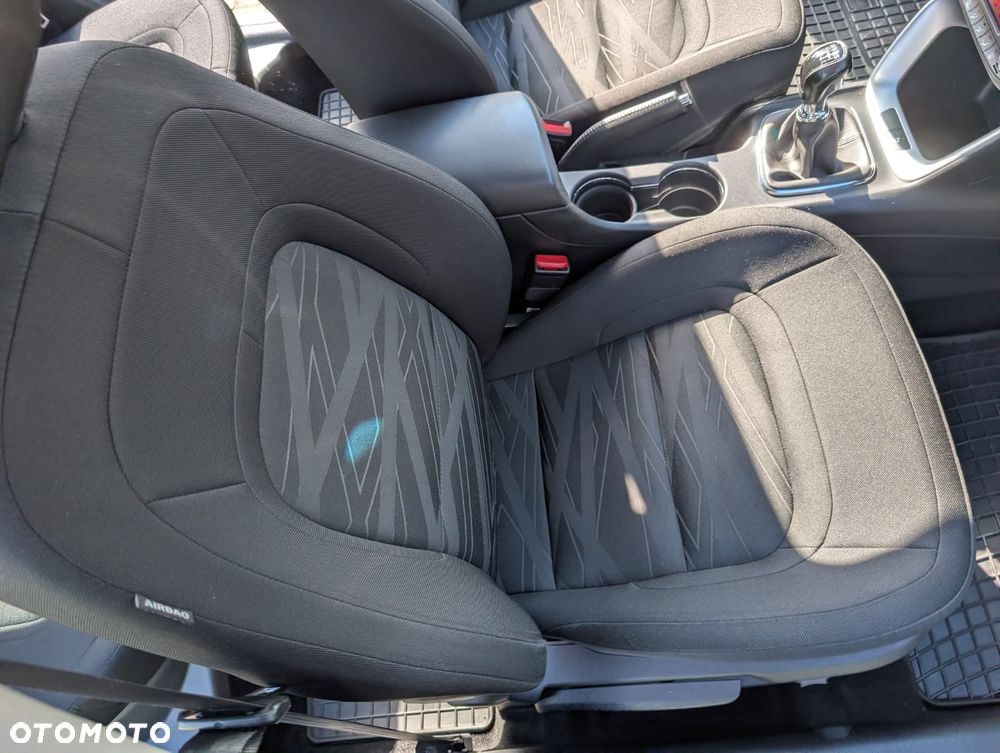 Kia Ceed 1.4 L - 22