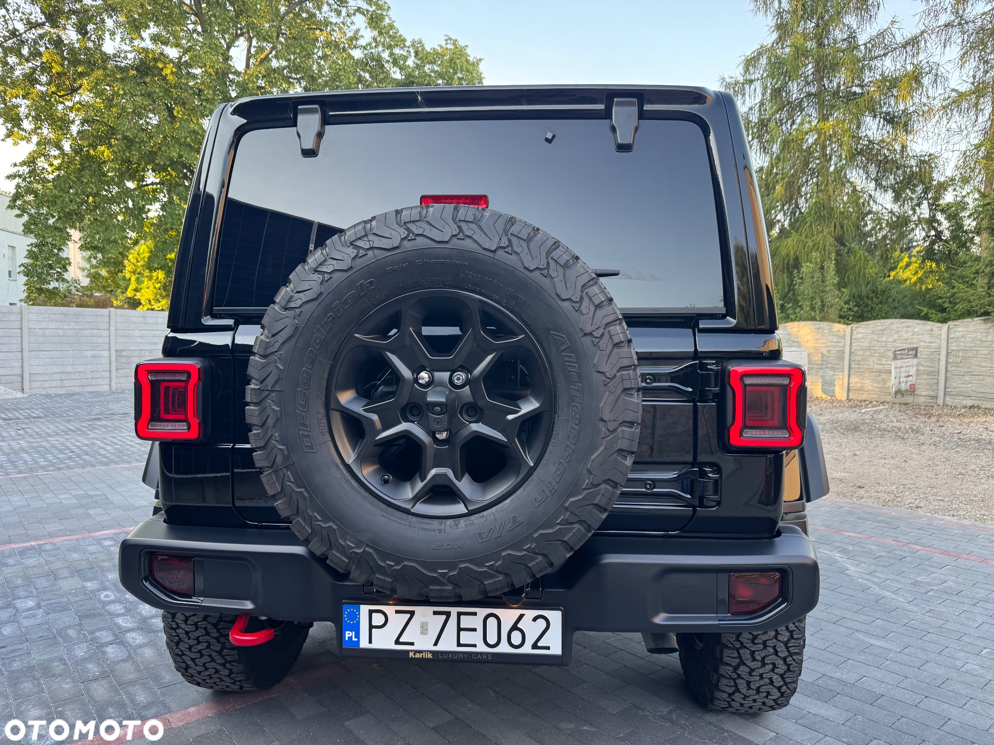 Jeep Wrangler - 10