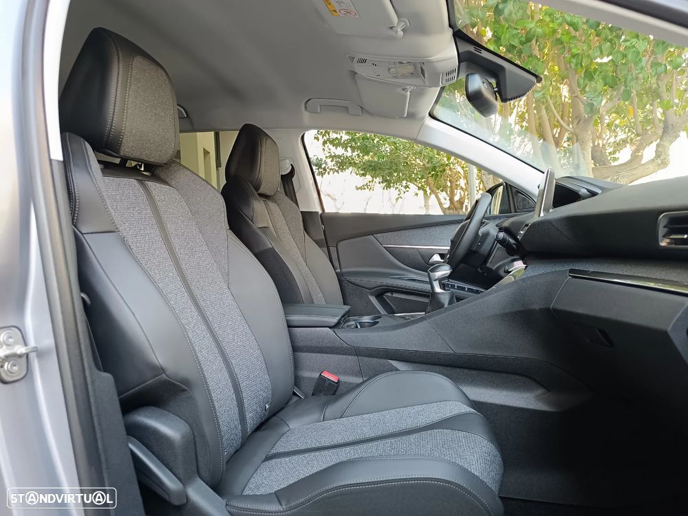 Peugeot 3008 1.2 PureTech Allure Pack - 19