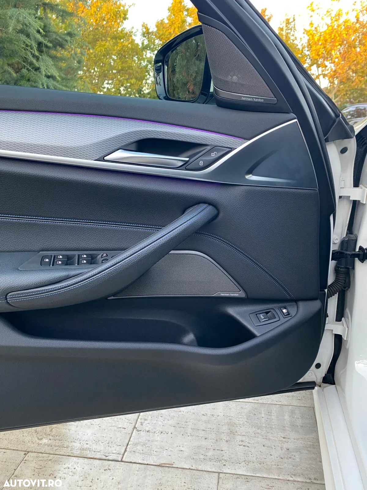 BMW Seria 5 530e xDrive AT PHEV - 11