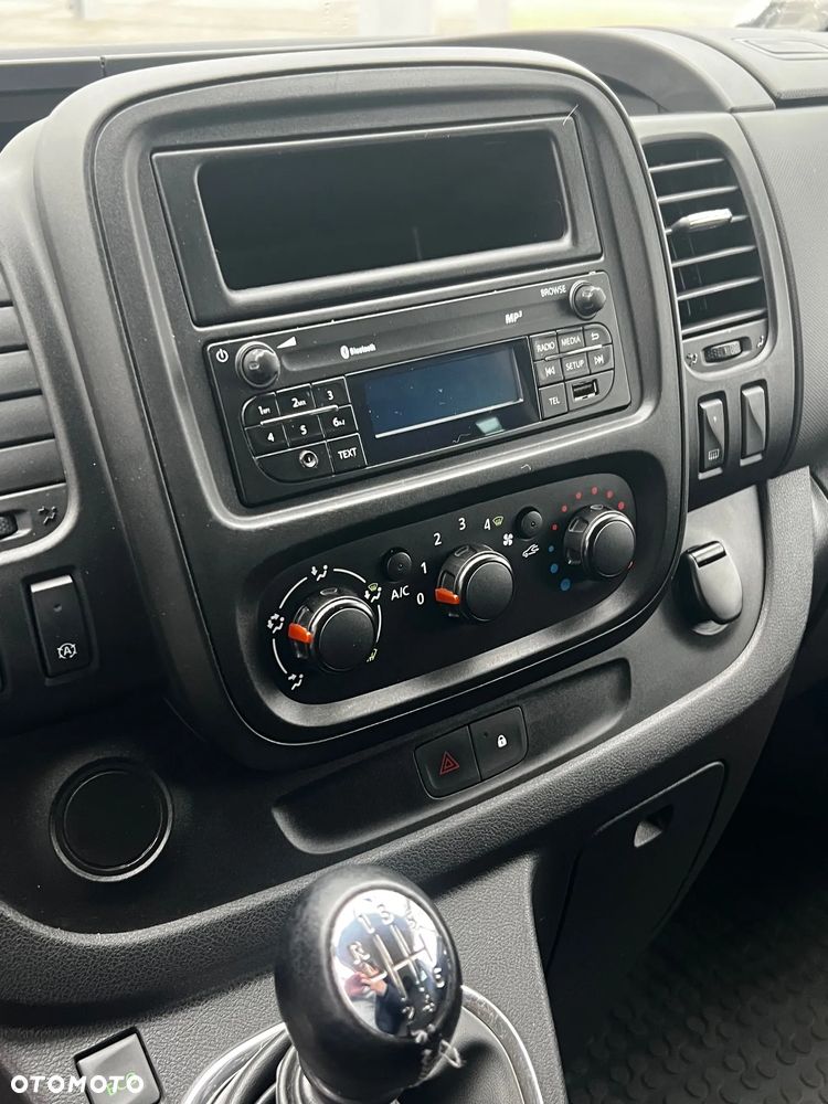 Opel Vivaro L2H1 2,9t Edition - 21