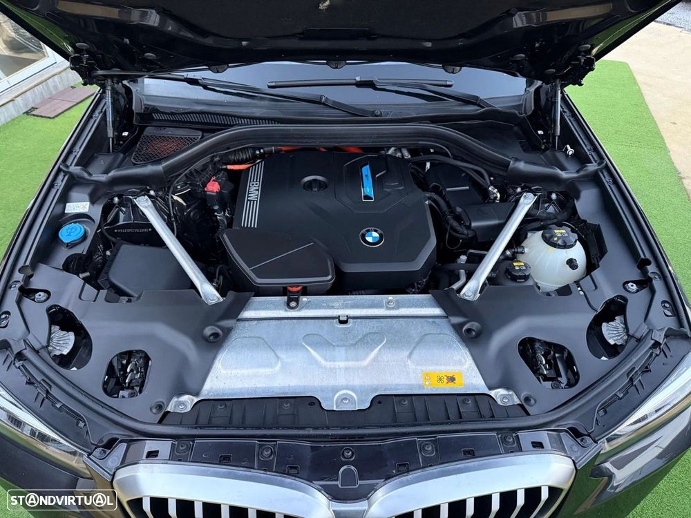 BMW X3 30 i xDrive Line Luxury - 16