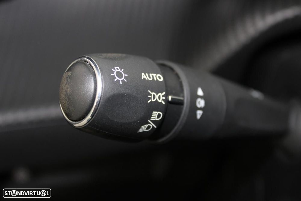 Peugeot e-208 50 kWh GT Line - 16