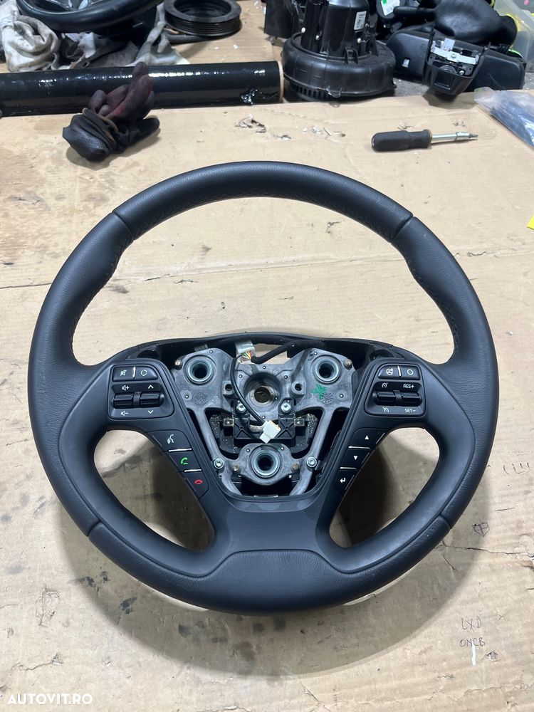 Volan kia ceed 2015 - 1