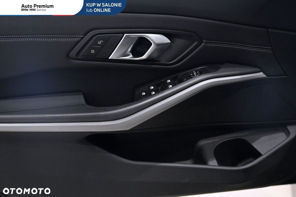 BMW Seria 3 320d xDrive Advantage - 13