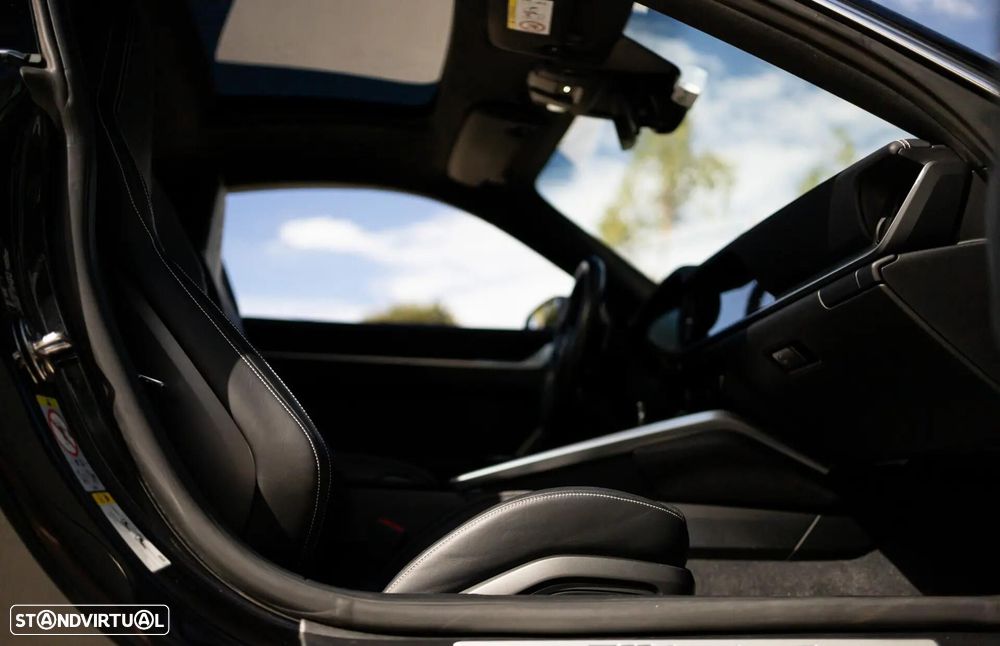 Porsche 911 (992) Turbo S PDK - 44