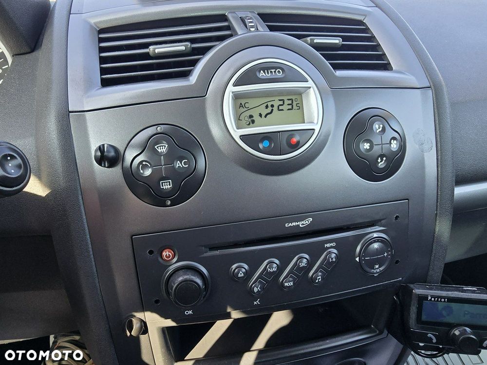 Renault Megane - 25