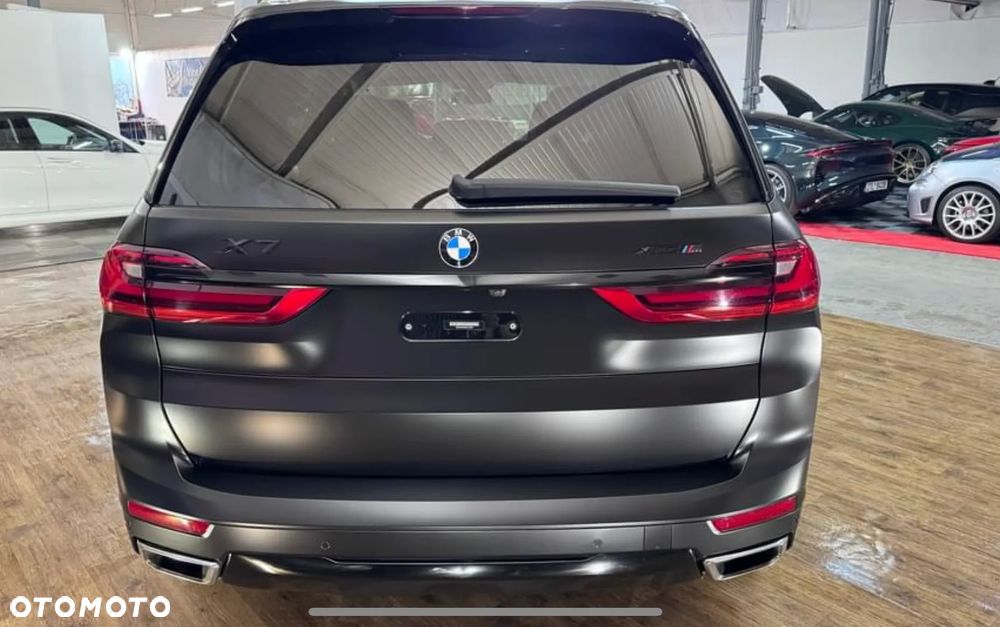 BMW X7 - 6