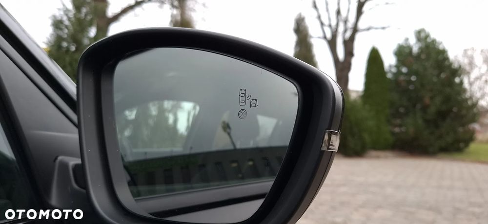 Peugeot 2008 1.5 BlueHDi GT Line S&S EAT8 - 36