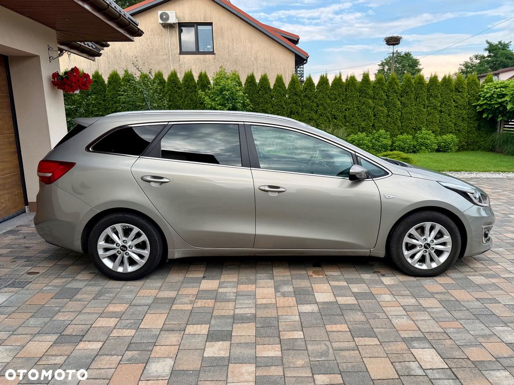 Kia Ceed 1.6 CRDi L - 6