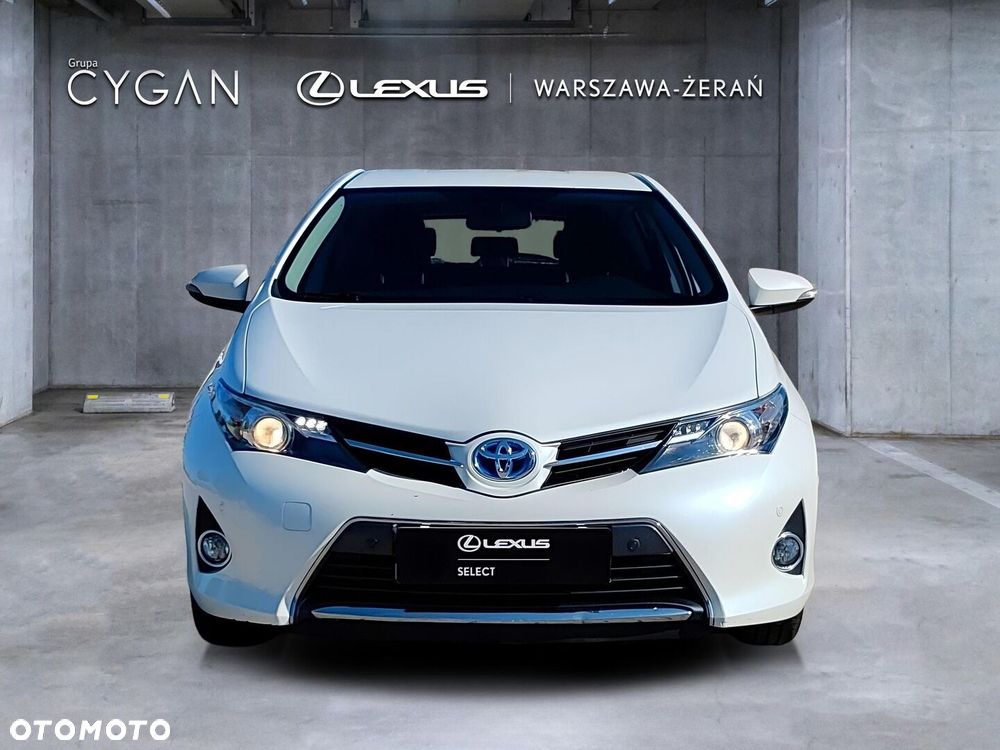 Toyota Auris Hybrid 135 Premium - 10