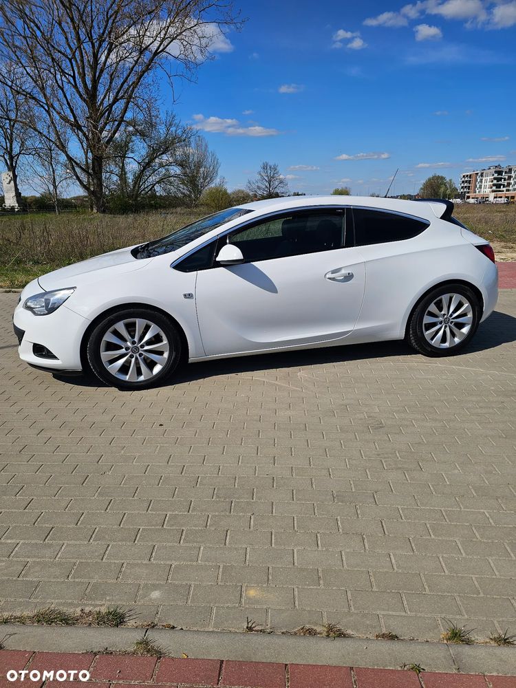 Opel Astra 1.6 ECOTEC DI Turbo ecoFLEX Start/Stop - 4