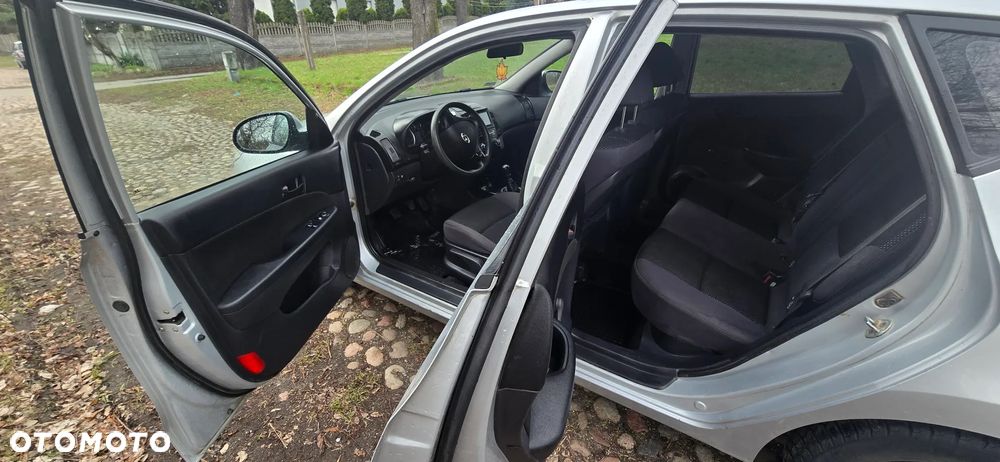 Hyundai i30 2.0 CRDi Style - 6