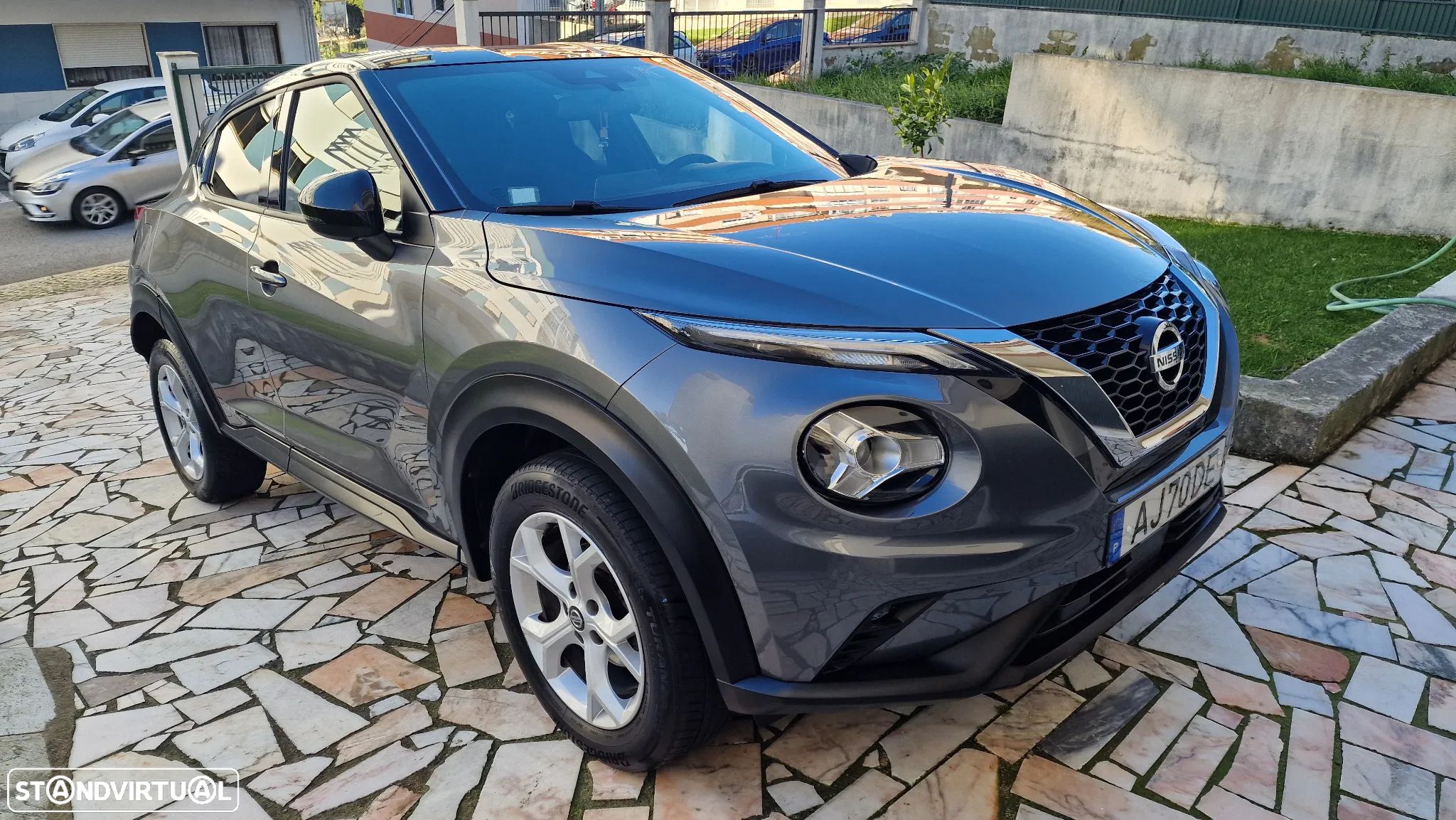 Nissan Juke 1.0 DIG-T N-Connecta DCT - 1