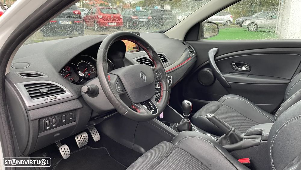 Renault Mégane Sport Tourer 1.5 dCi GT Line - 9