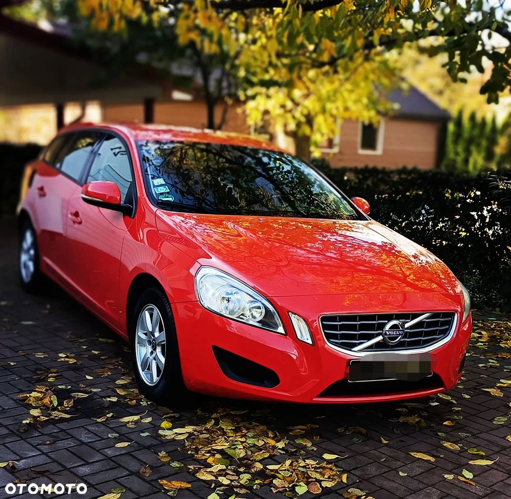 Volvo V60 D3 Momentum - 16