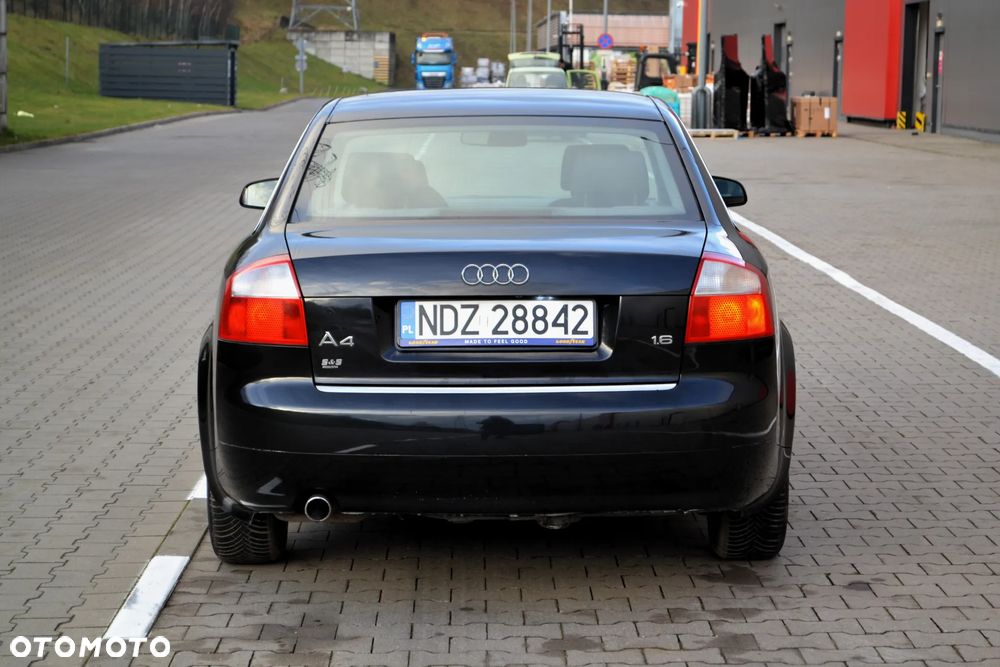 Audi A4 Limousine - 30