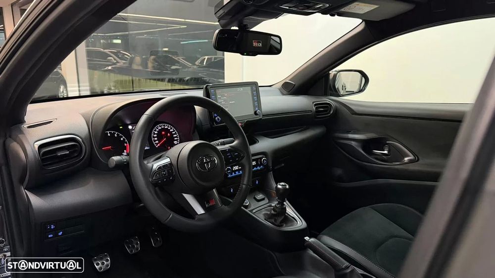 Toyota GR Yaris WRC Triple Edition - 35