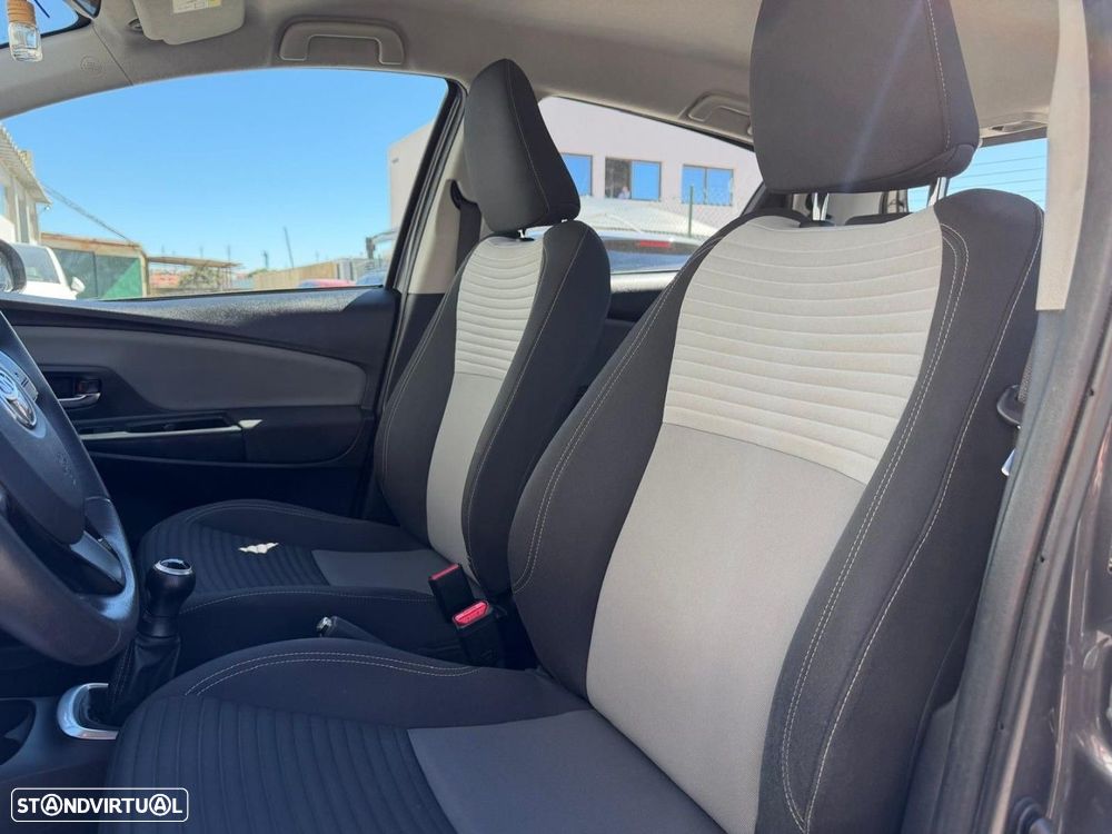 Toyota Yaris 1.0 VVT-i Exclusive - 5