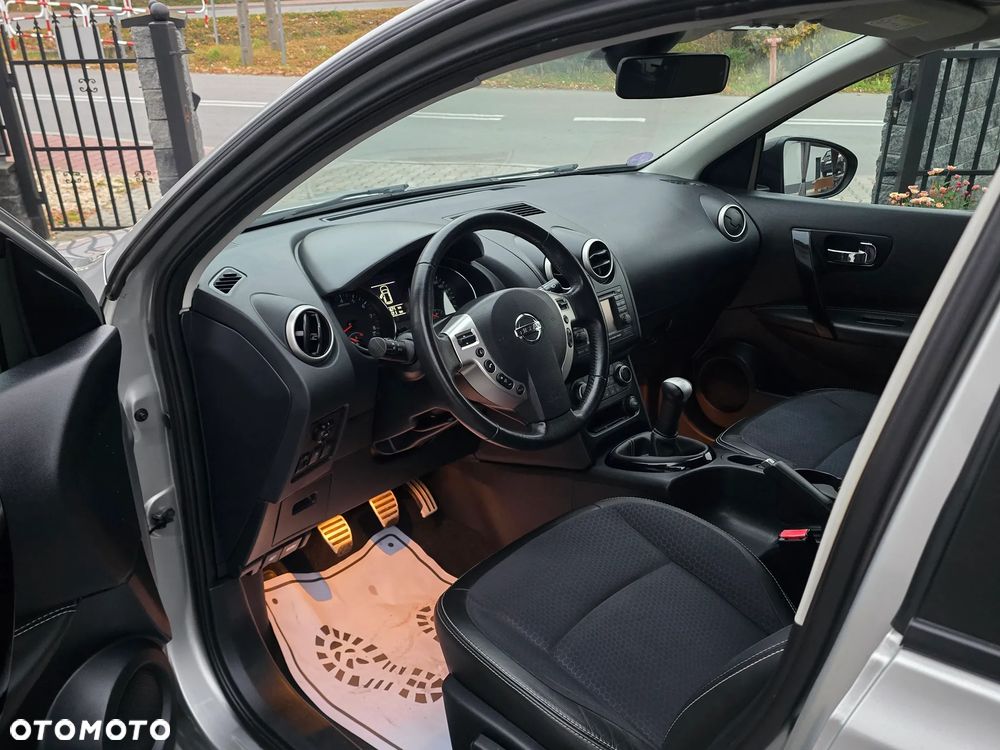 Nissan Qashqai 1.6 360 - 27