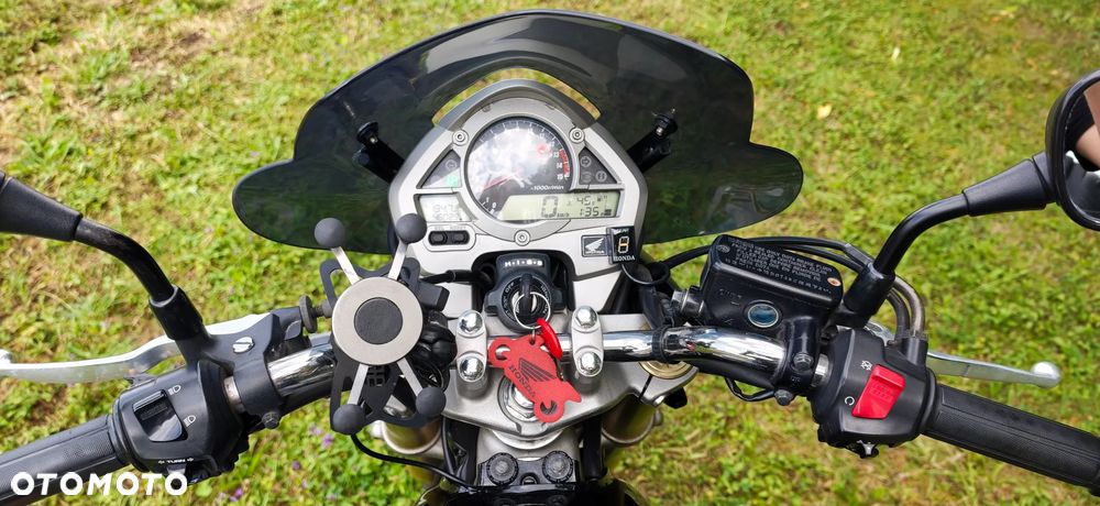 Honda CB - 11