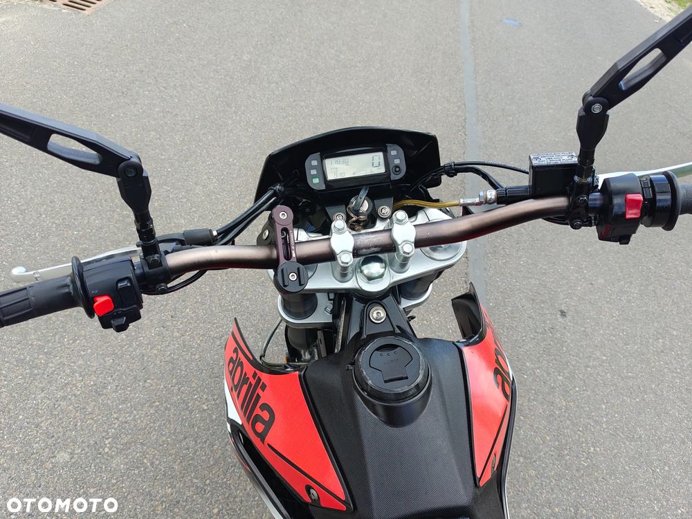 Aprilia RX - 16