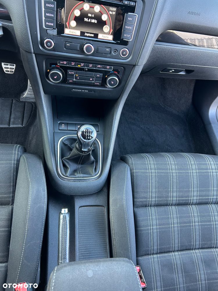 Volkswagen Golf 2.0 TDI DPF GTD - 15