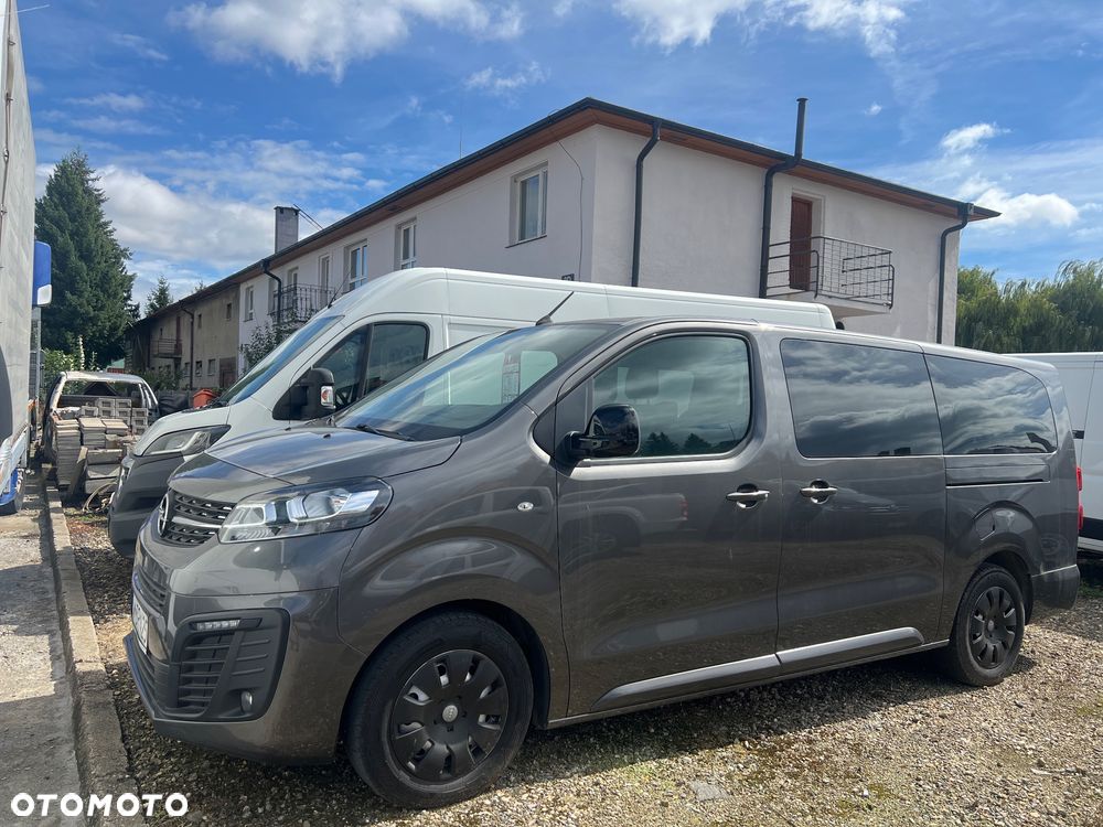 Ford Transit Courier - 16