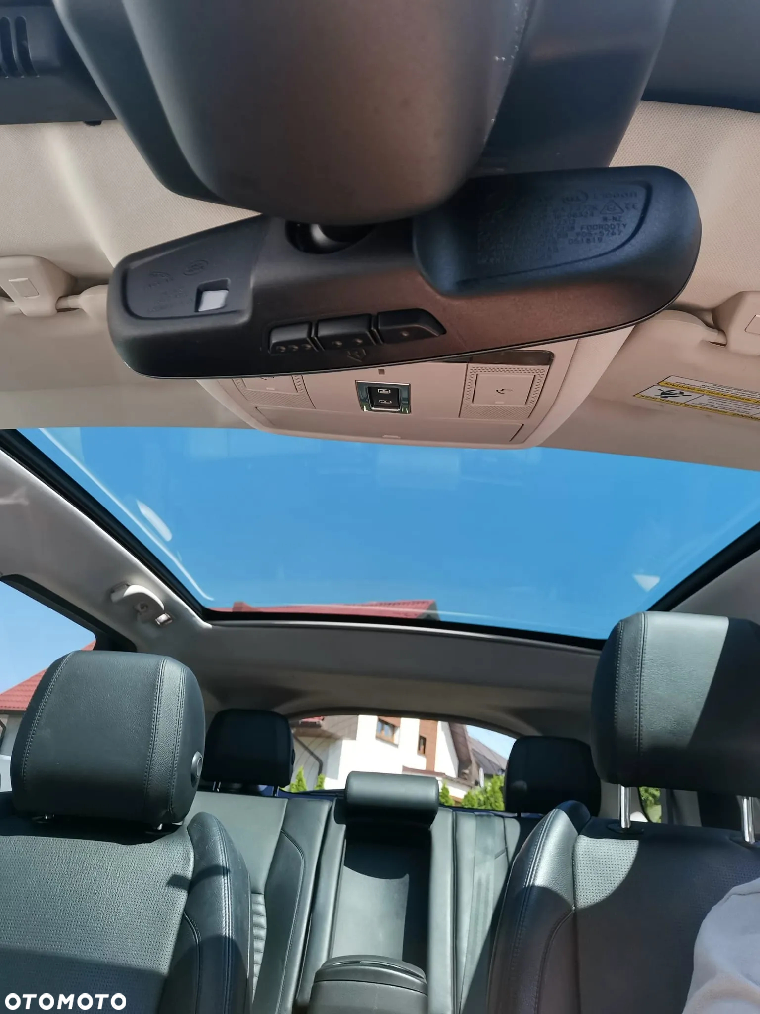 Land Rover Discovery Sport 2.0 Si4 Pure - 2