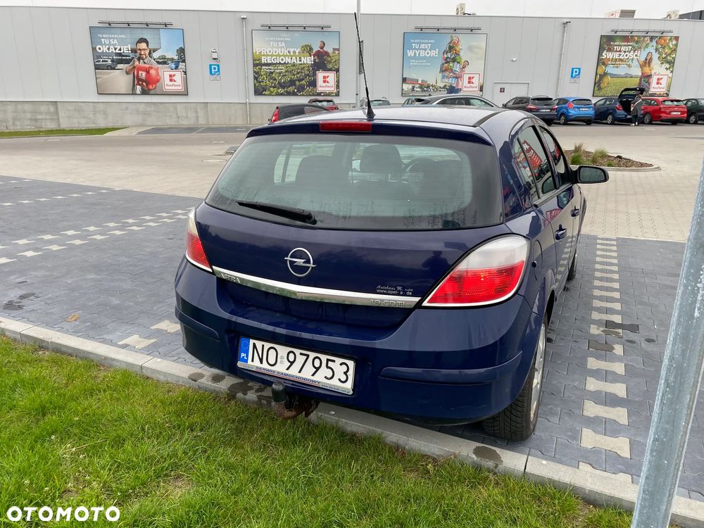 Opel Astra 1.9 CDTI - 4