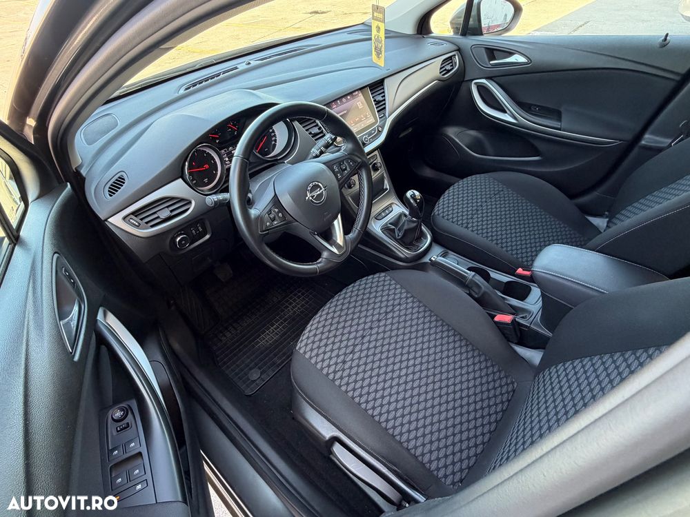 Opel Astra 1.6 D Start/Stop Dynamic - 11