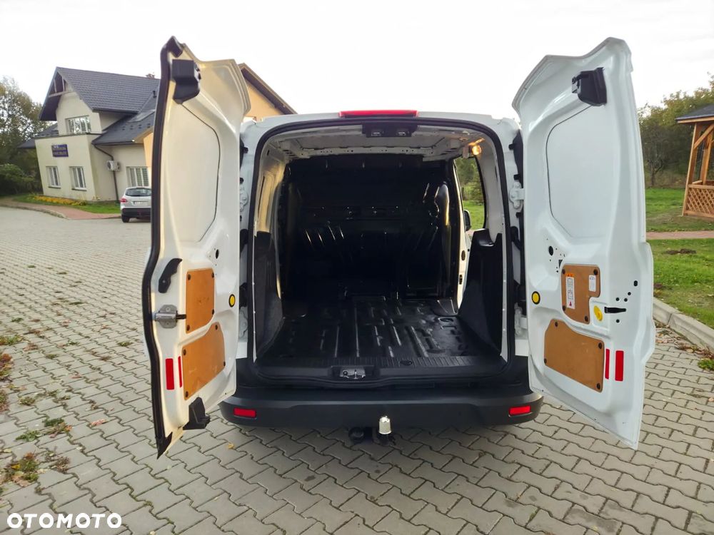 Ford Transit Connect - 22