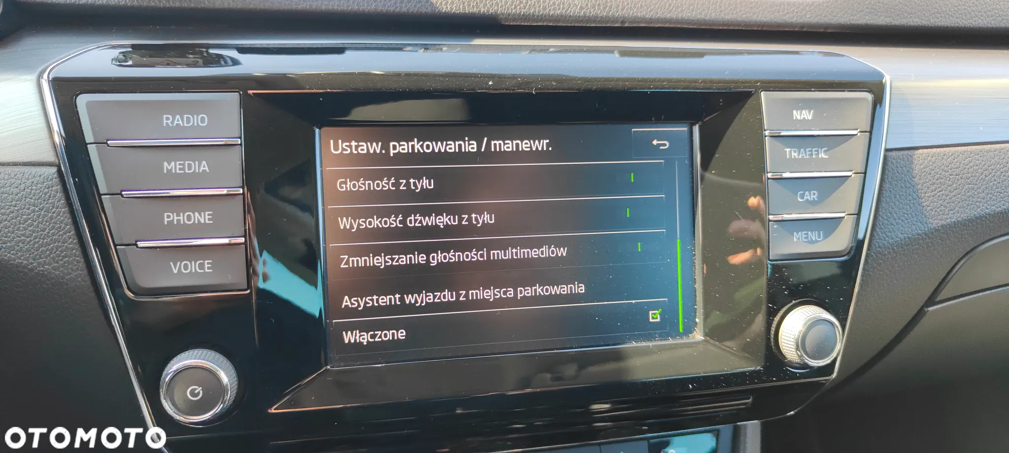 Skoda Superb 1.4 TSI ACT Style - 32