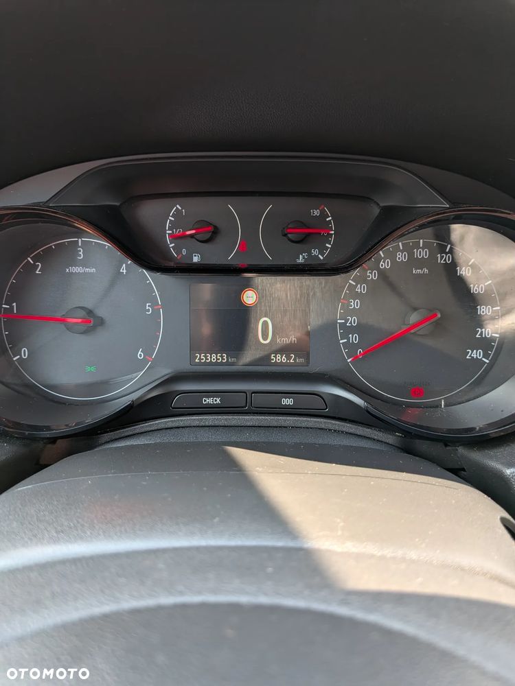 Opel Grandland X 1.6 CDTI Enjoy S&S - 13
