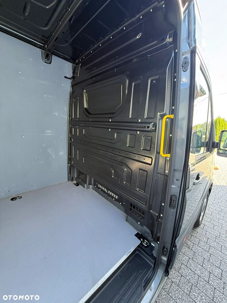 Volkswagen CRAFTER 2.0 - 177kM Automat MAXI - 15