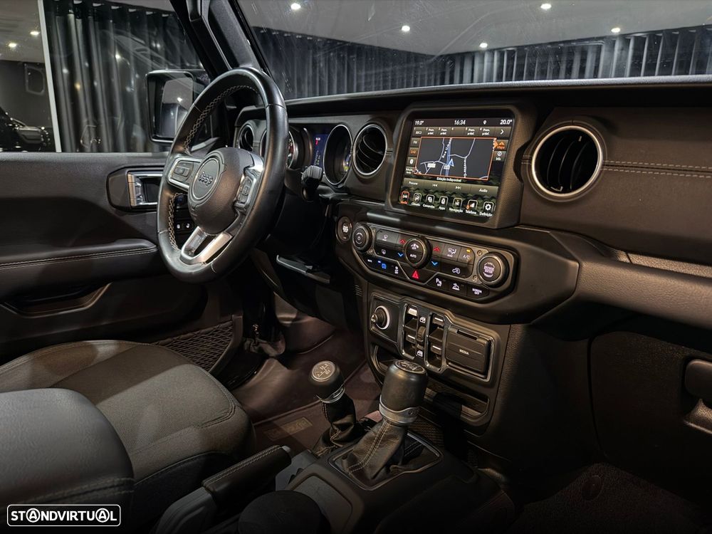 Jeep Wrangler Unlimited 2.0 TG 4xe Sahara - 34