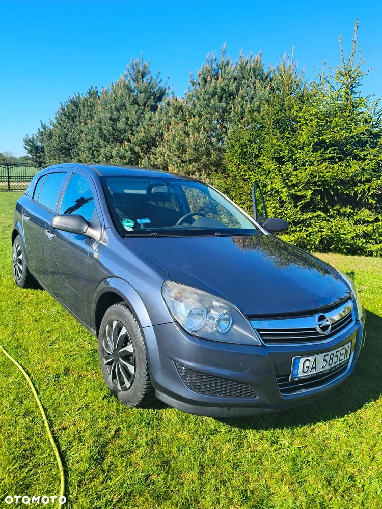 Opel Astra - 1