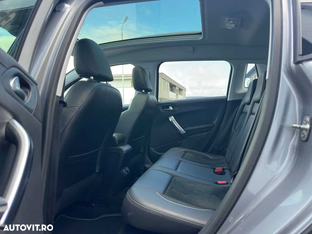 Peugeot 2008 PureTech 110 Stop&Start EAT6 Crossway - 20