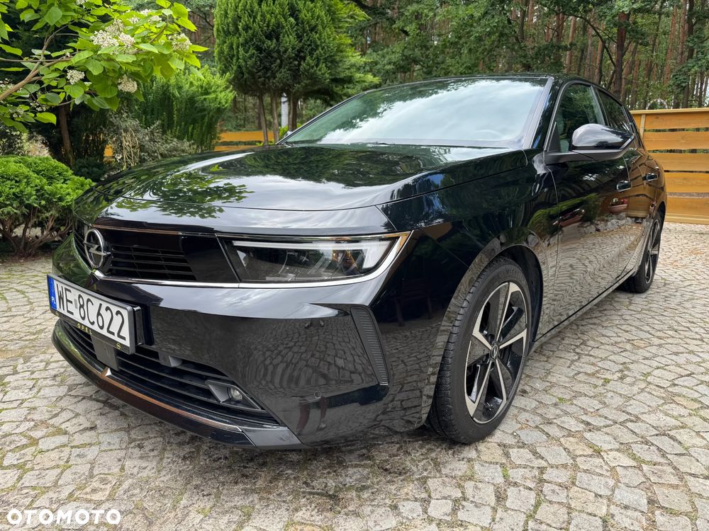 Opel Astra 1.2 T Elegance S&S - 1