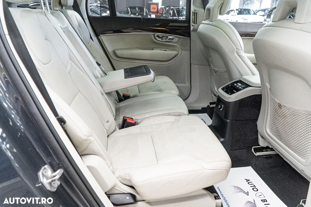 Volvo XC 90 Recharge T8 eAWD Inscription - 25