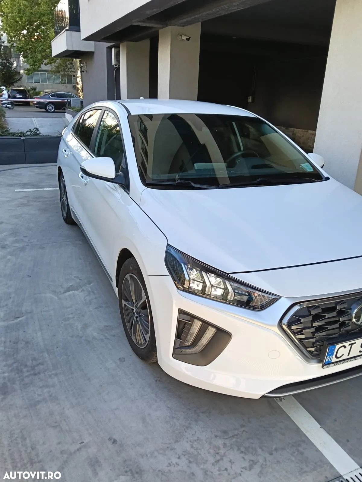 Hyundai IONIQ Plug-In Hybrid 1.6 141CP Exclusive - 1