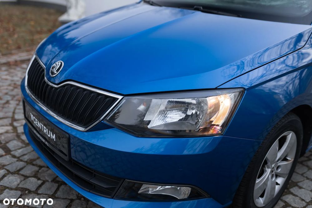 Skoda Fabia 1.0 TSI Ambition - 2