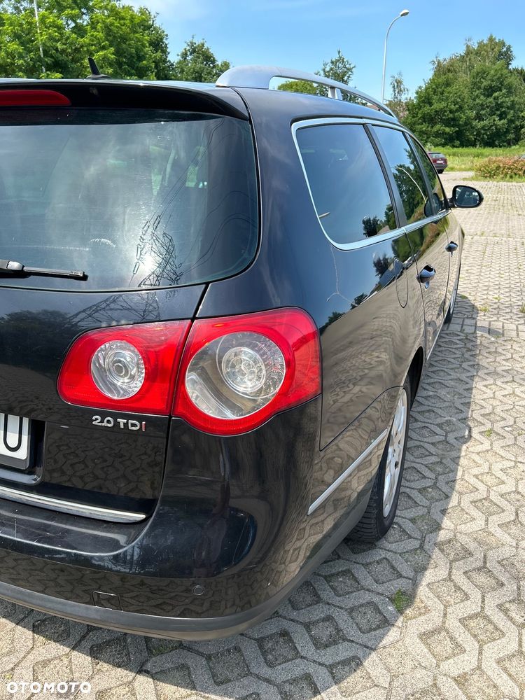 Volkswagen Passat - 17