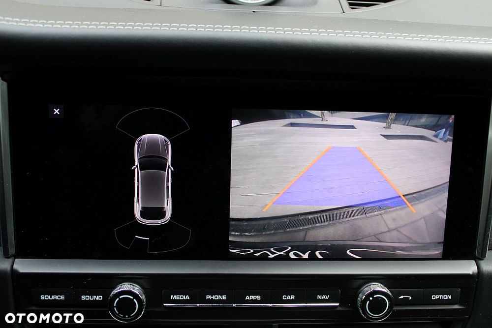 Porsche Macan GTS - 26