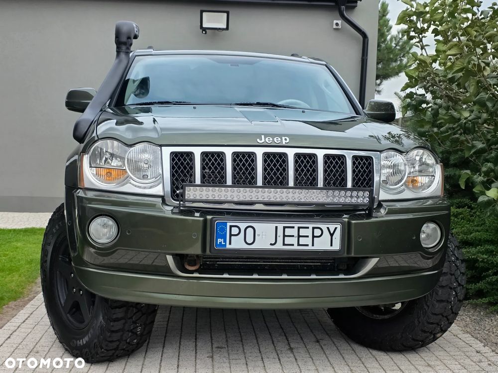 Jeep Grand Cherokee - 18